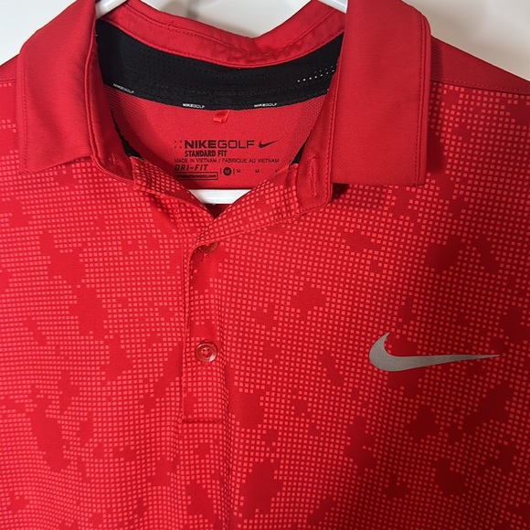 Used men’s golf shirt - Picture 3 of 4